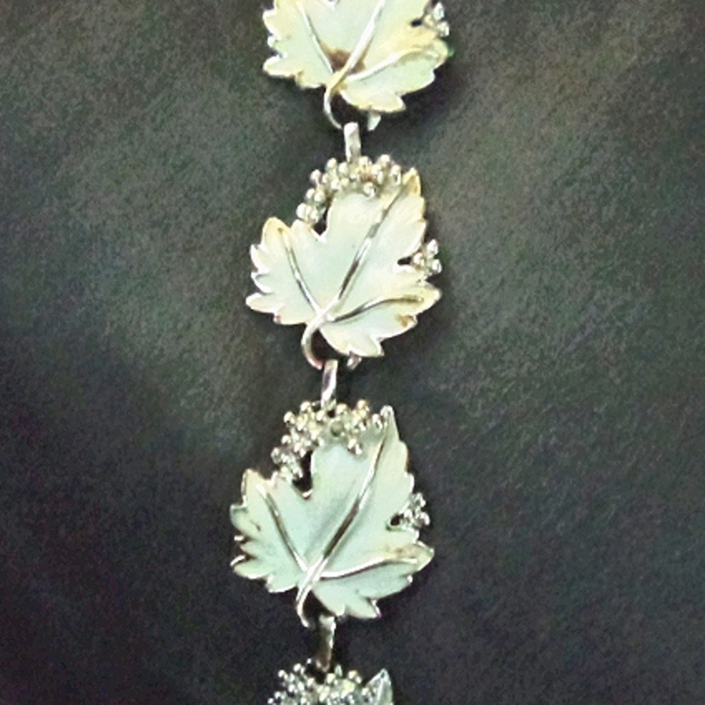 Vintage Sarah Coventry Whispering Leaves Bracelet